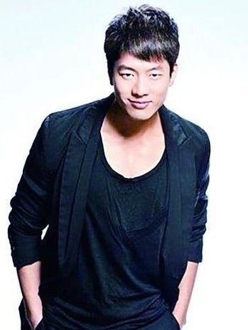 凌瀟肅為避風頭放衛(wèi)視鴿子遭封殺