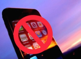 印度一村莊頒布禁令 未婚女子不準(zhǔn)使用手機(jī)