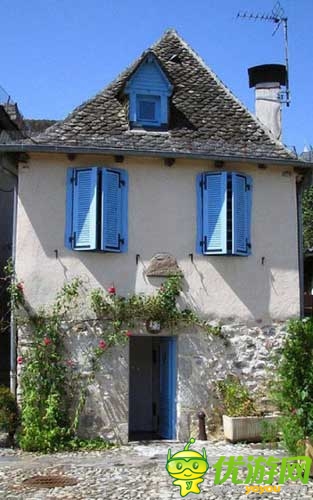 盤點(diǎn)世界各地囧囧可愛的建筑神作