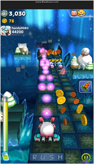 3D豎般跑酷游戲《魔方戰(zhàn)機》閃瞎鈦合金狗眼