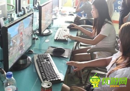 游戲陪練妹:自曝月入過萬 手游玩家成新客戶群