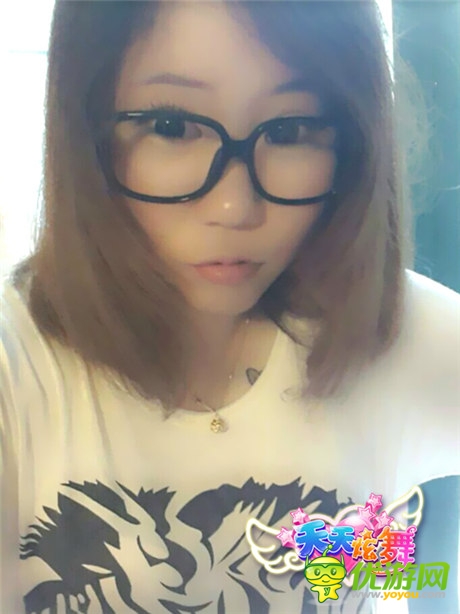 《天天炫舞》美女玩家曝光系列第一彈