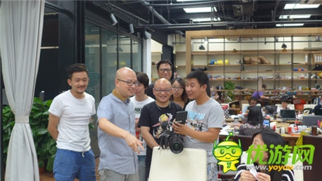 人家被6000萬(wàn)人玩過(guò)呢 《我叫MT》王大錘合作引熱議