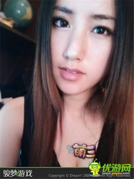 玩家期待《萌三國(guó)》手游 美女獻(xiàn)私房照助威