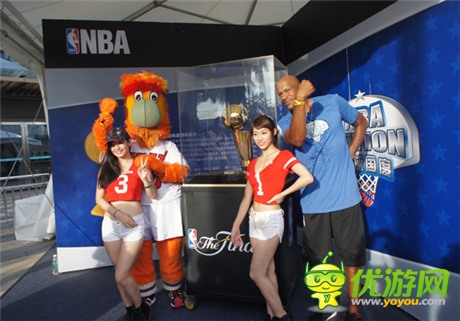 下一個是誰?羅恩?哈珀親臨《NBA夢之隊》展臺