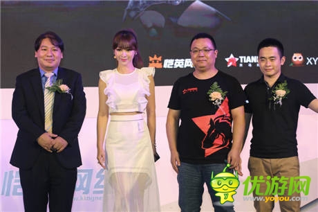 柳巖大變妝扮一襲純白驚爆《全民奇跡》發(fā)布會(huì)