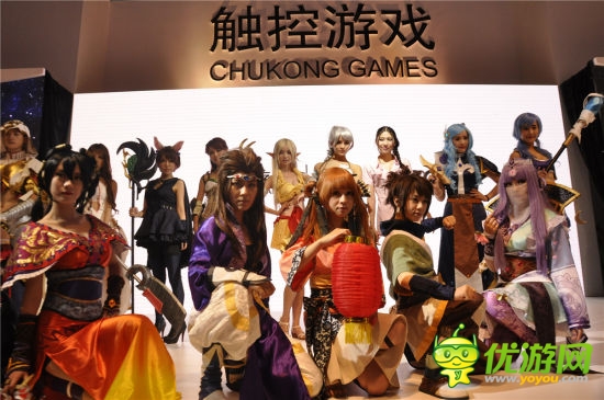 觸控CJ首日閃耀全場展臺(tái)耀眼人氣爆棚