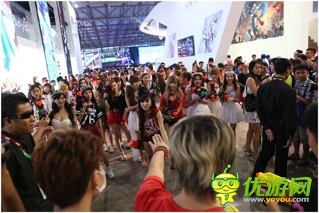 西山居女神對射 曹安娜粉絲開啟上帝模式