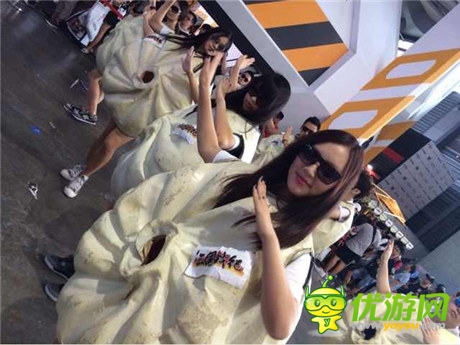 真人版 “包小姐”《三國戰(zhàn)紀(jì)》現(xiàn)場(chǎng)被“開包”