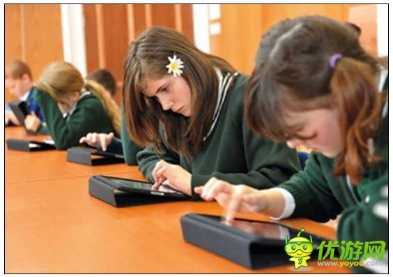 玩手機易患十大“智能手機病” 這些癥狀你都有嗎？