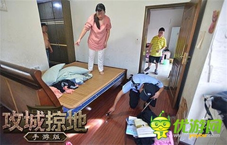 熊孩子買蛇嚇唬媽只因反對其玩游戲