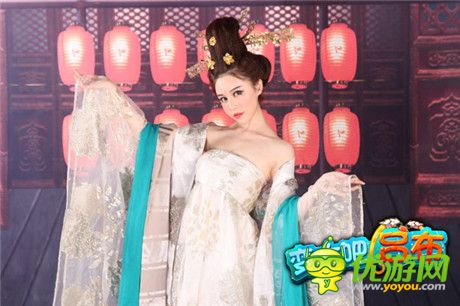 神機(jī)妙算《變大吧!呂布》全新卡牌模式