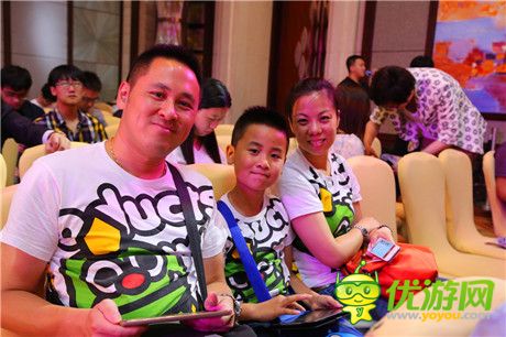 清華“學(xué)神”也愛玩爐石 與中科院博士同好