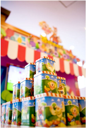 糖果傳奇“糖果屋”甜蜜落地羊城 萌翻市民引爆人潮