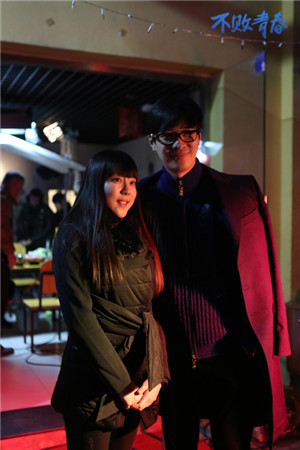 唐家三少加盟微電影《不敗戰(zhàn)神》手游明日震撼公測