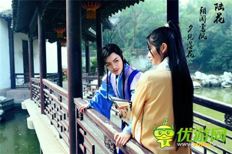 行云COS女版陸小鳳:網(wǎng)友驚叫“我要嫁給她”