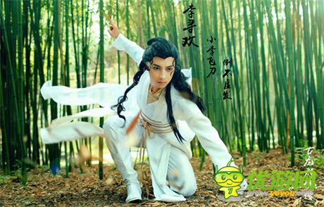 行云COS女版陸小鳳:網(wǎng)友驚叫“我要嫁給她”