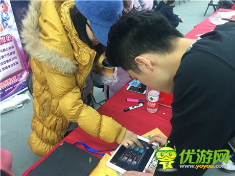 動感沖擊二次元《守護之光》亮相動漫展