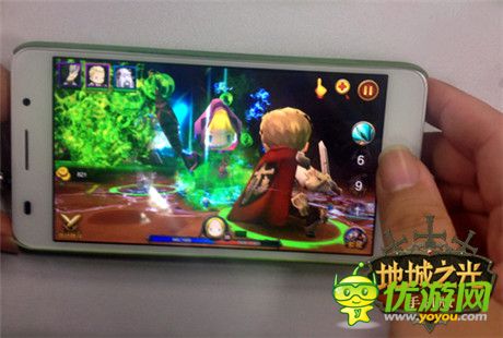 《地城之光手機(jī)版》4D畫質(zhì)的掌上沖擊 約吧!